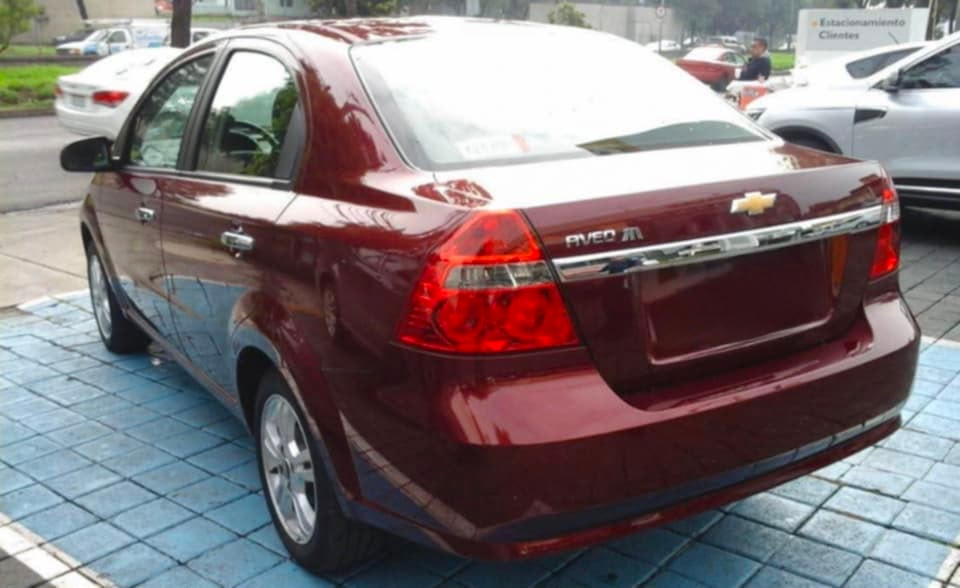 Chevrolet Aveo Aut foto 7