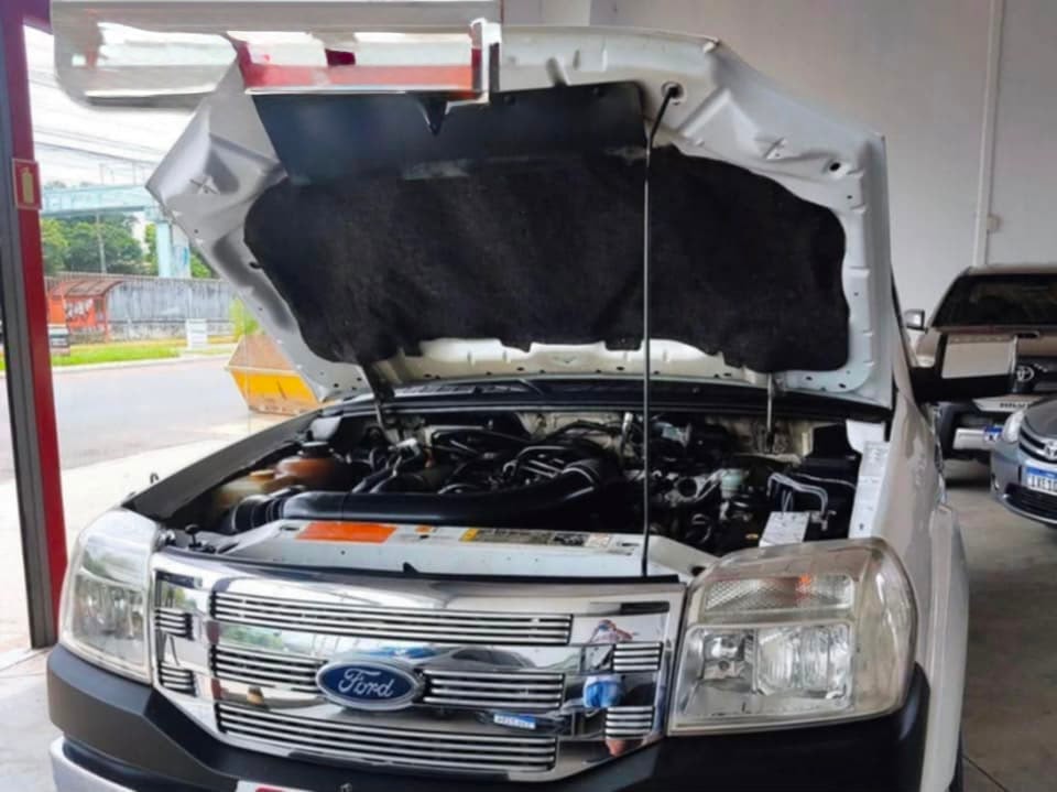 Ford Ranger Doble Cabina STD foto 2