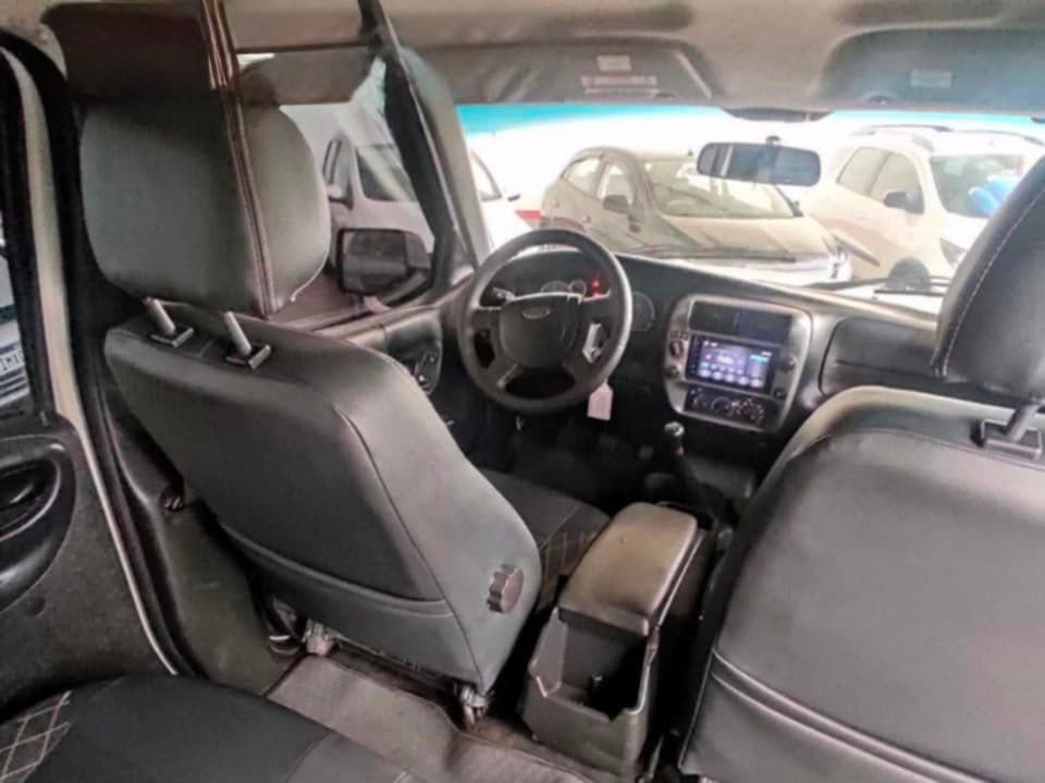 Ford Ranger Doble Cabina STD foto 5