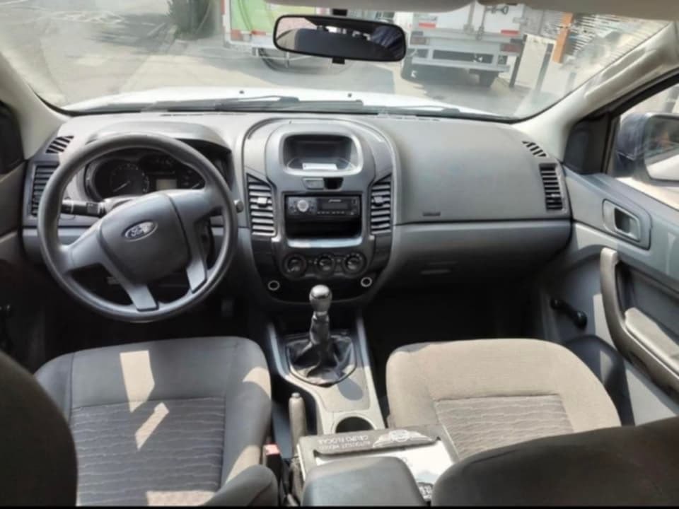 Ford Ranger XLE foto 6