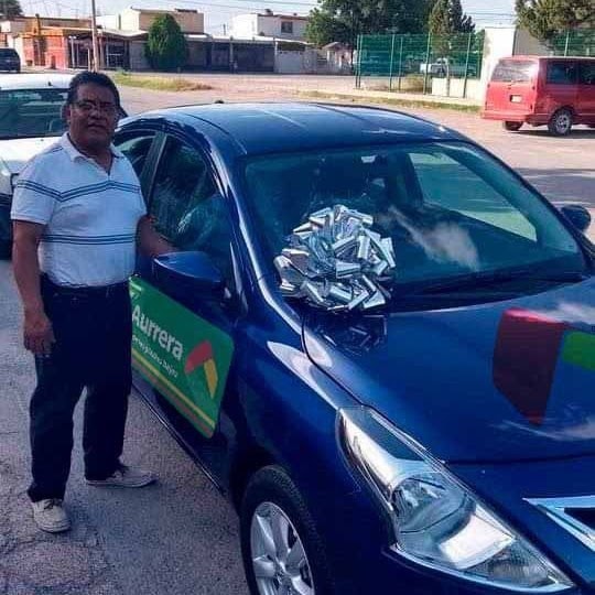 Entrega de vehículo Cedis Bodega Aurrera